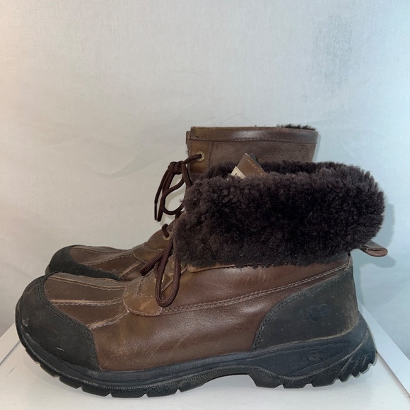 UGG - Men's Hilgard/Butte Short Boot - Brown Leather/Sheepskin - US 11 - 80% OFF - Picture 3 of 10